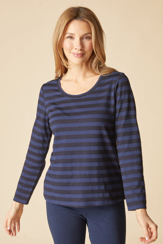 Long Sleeve Tee in Navy