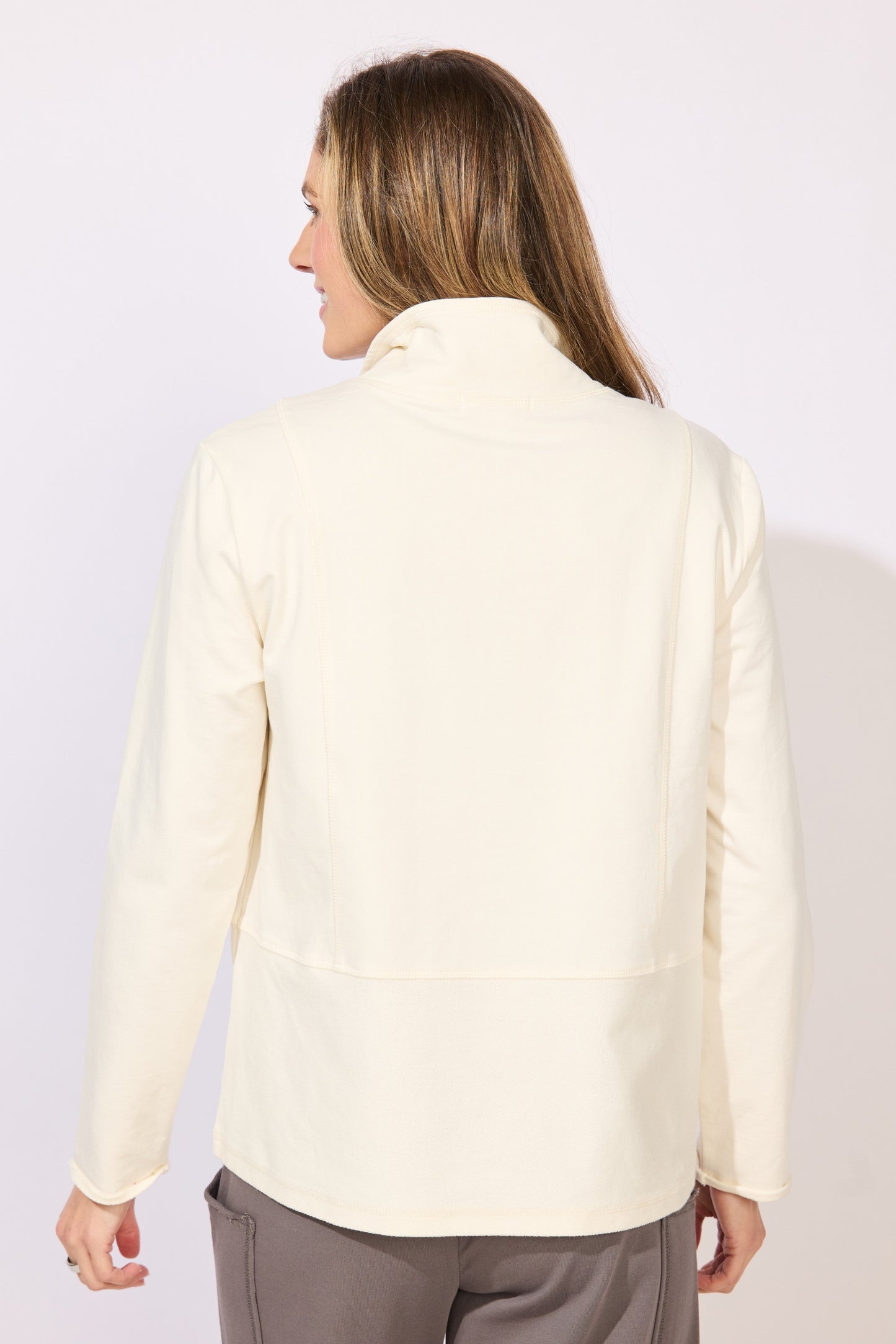 Escape by Habitat Everyday Quarter Snap Pearl - lifestyle