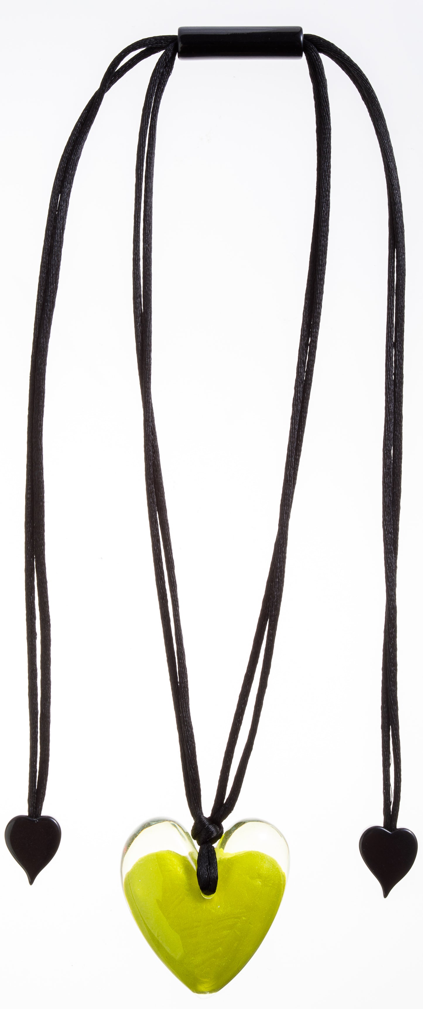 ZSISKA -OLE NEW HEART NECKLACE