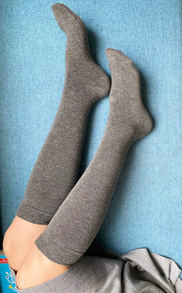 Knee high sock on sale leggings