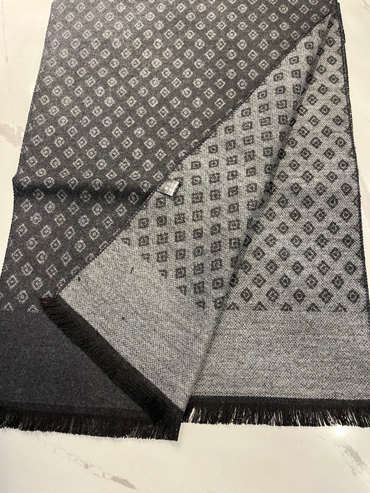 RADIANCE - OBLONG 100% CASHMERE SCARF