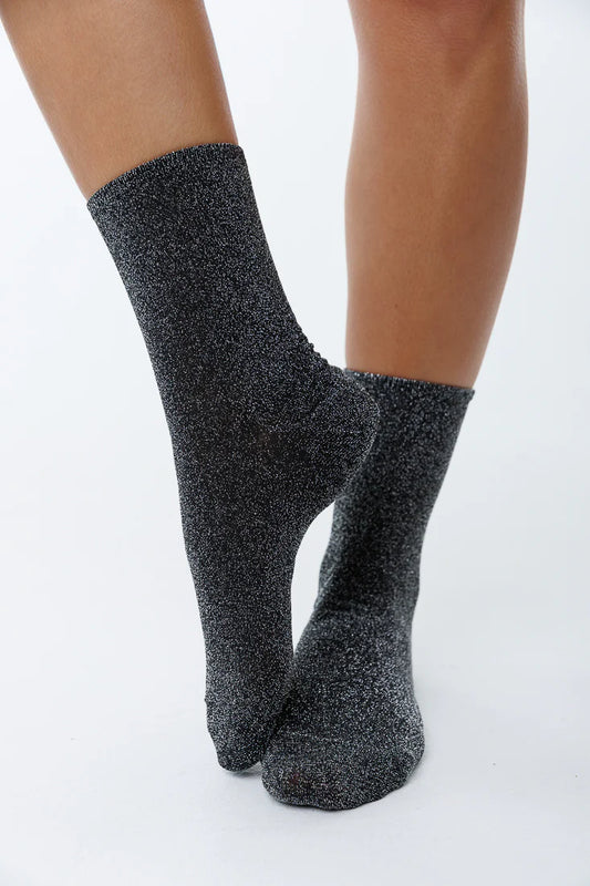 LIMLIM -ULTRA SHINY SOCKS