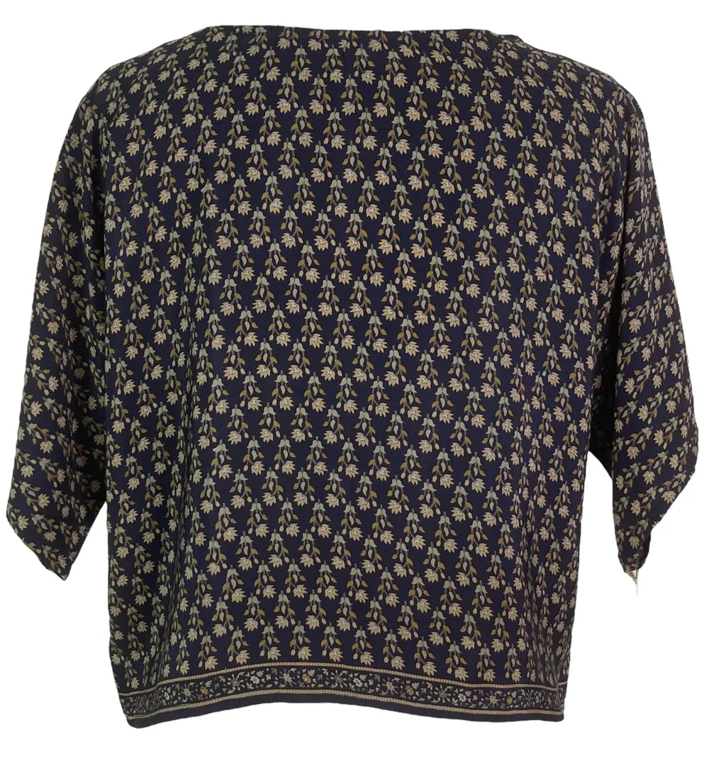Small flower silk boxy top
