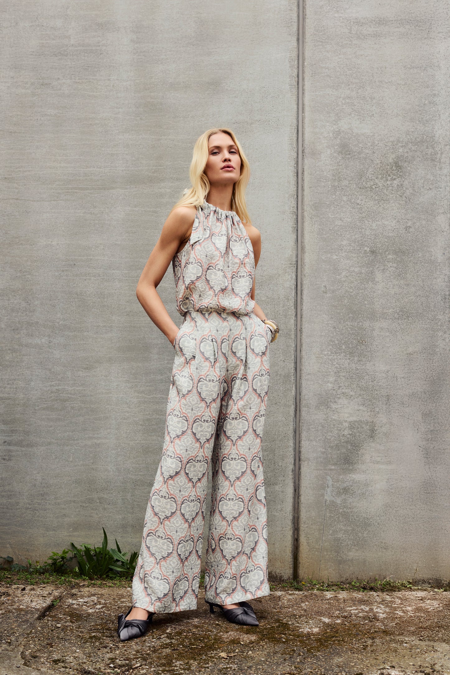 Sleeveless Print Top W/tie