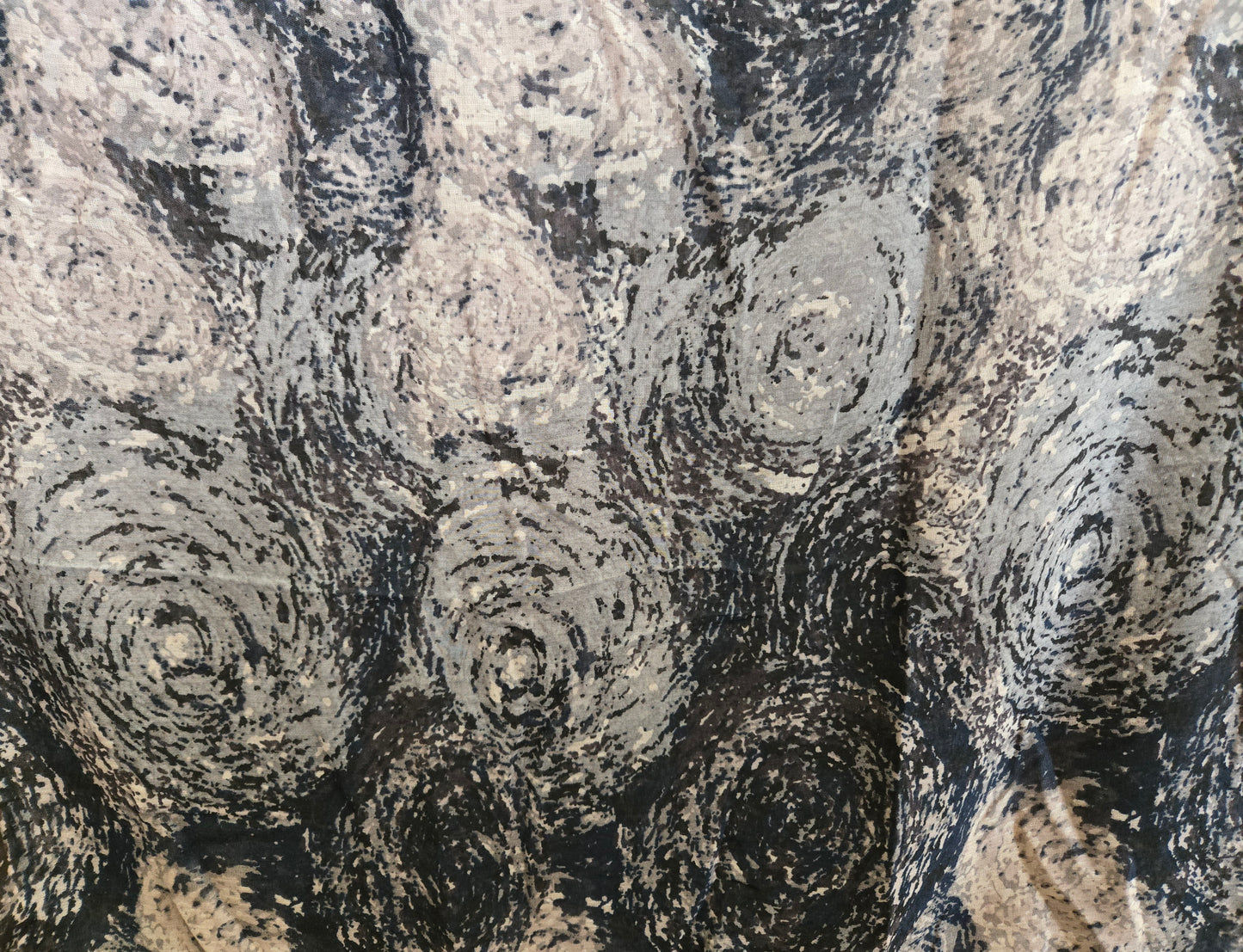 T & E - SCARF 690117078