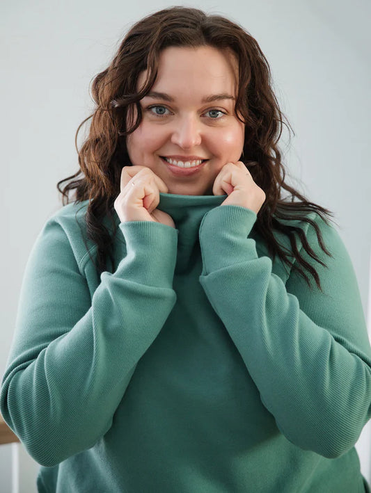 CLASSIC DUSK SWEATER