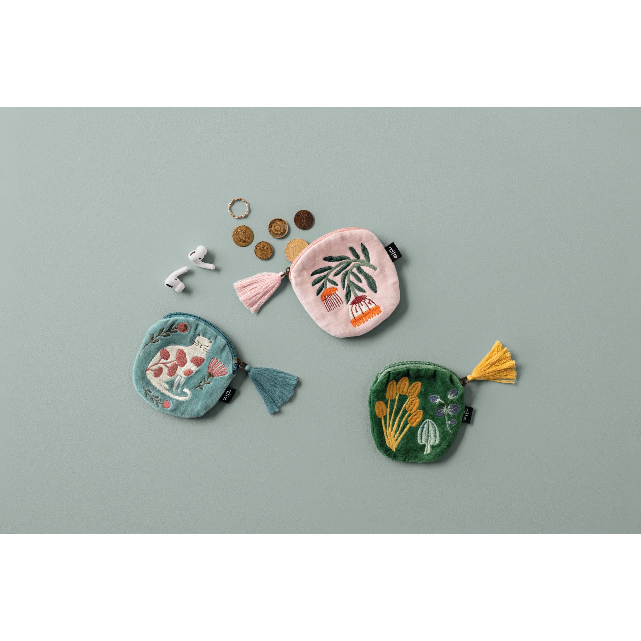 DANICA -  COIN PURSE EMBROIDERED