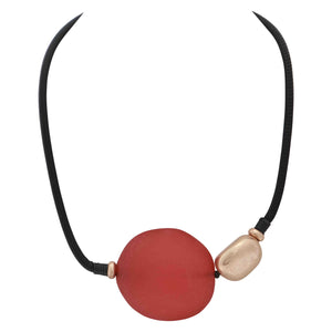 MERX - STUDIO NECKLACE MATT GOLD/RED RESIN BEADS