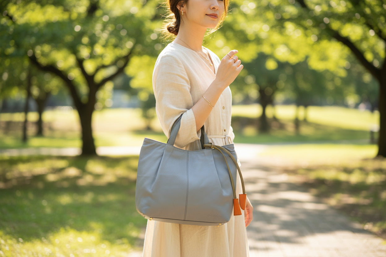 Gray tulip shape bag side 1