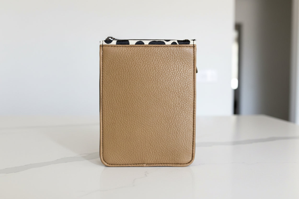 Beige leather handbag reverse side