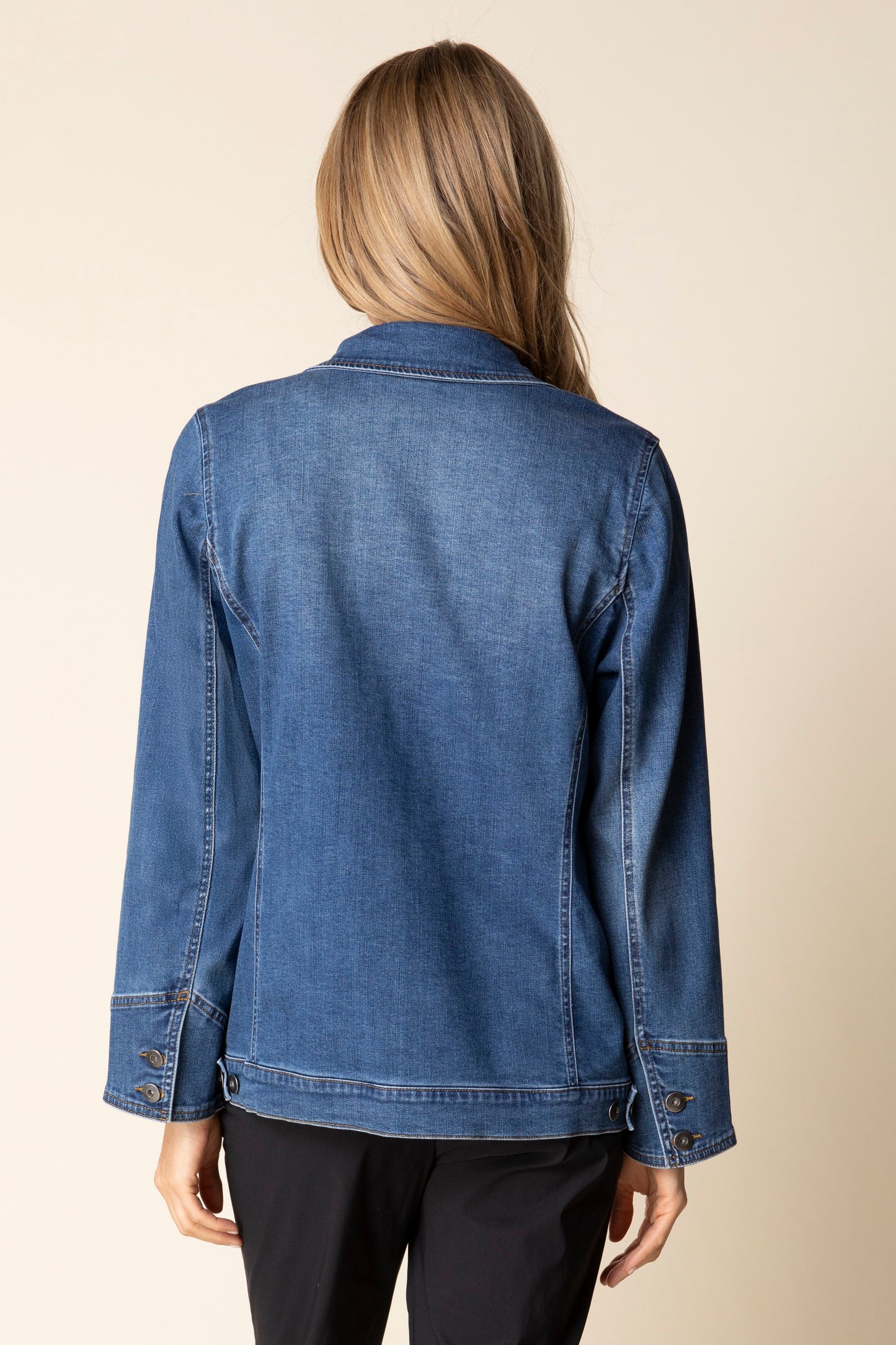 Adventure Jacket - Suttles & Seawinds