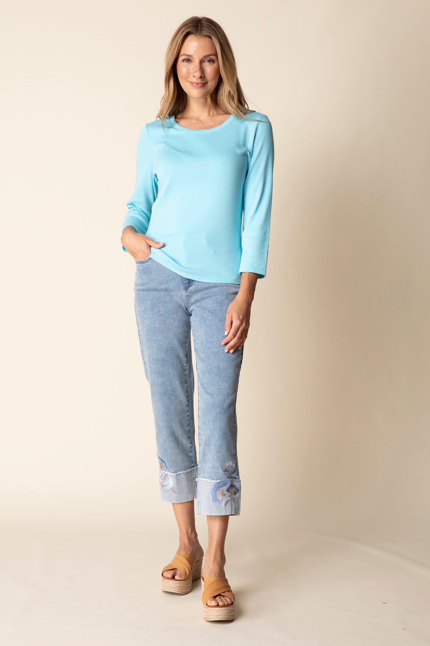 Embroidered Cuff Capri - Suttles & Seawinds