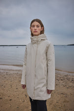Load image into Gallery viewer, TANTA - STURM RAIN COAT
