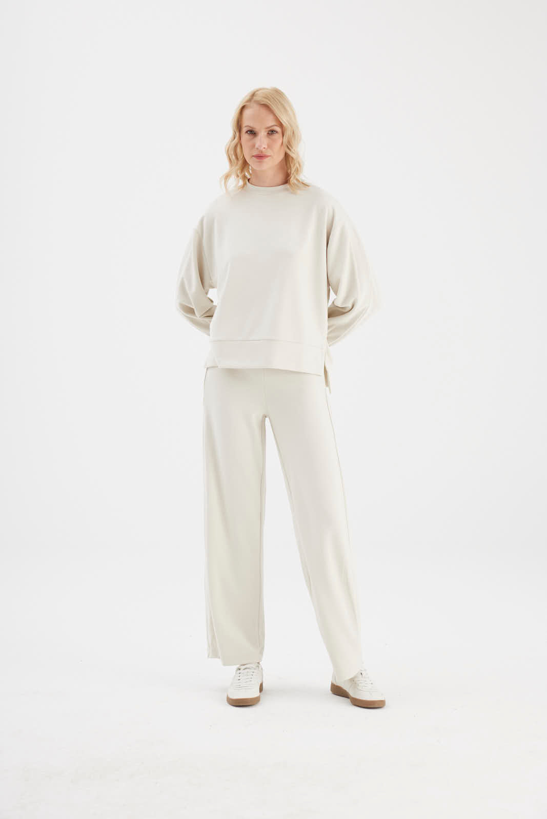 Liora  Travel Sweatpant
