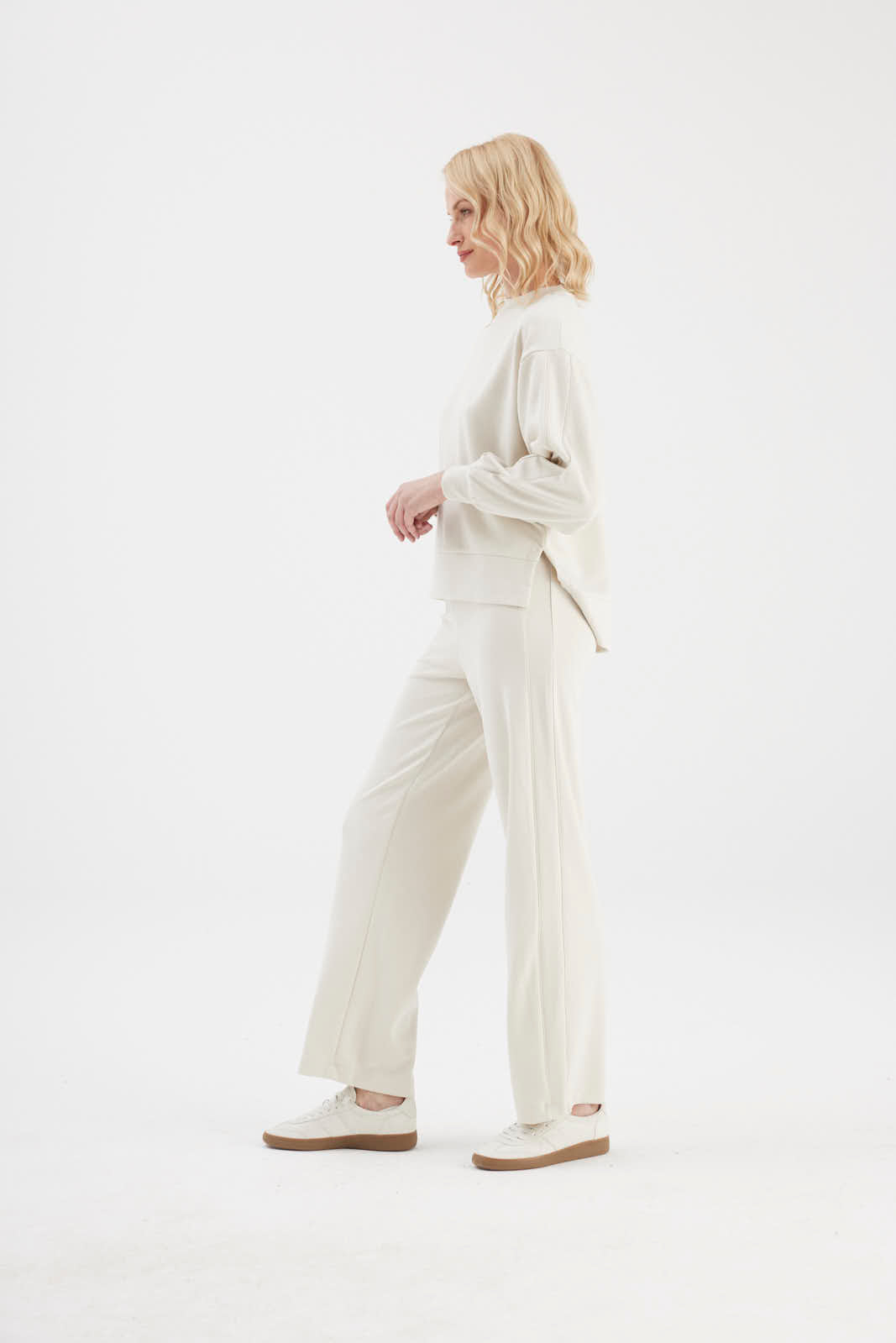 Liora  Travel Sweatpant