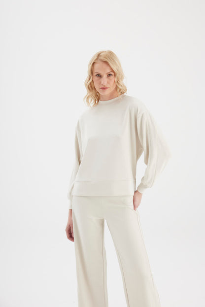 Elina Comfy Fit Travel Sweatshirt
