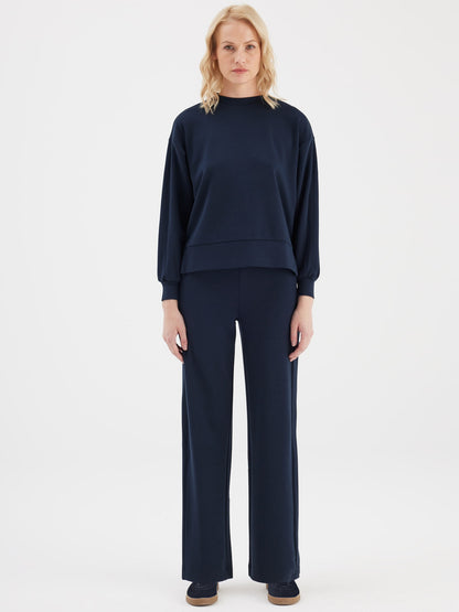 Liora  Travel Sweatpant