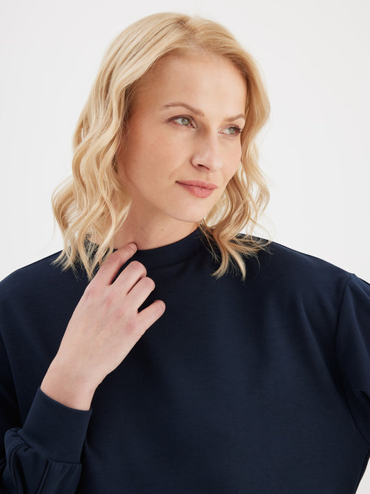 Elina Comfy Fit Travel Sweatshirt
