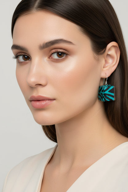 Patterned Short Drop  Earring - Suttles & Seawinds