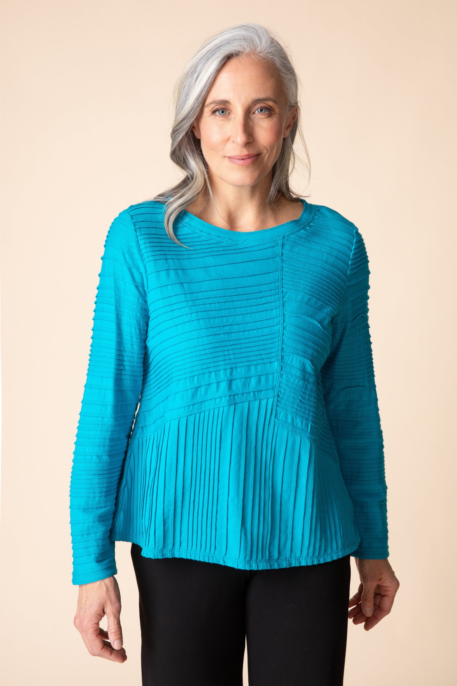 HABITAT Ripple Seamed Tee 3/4 Slv in Pacific