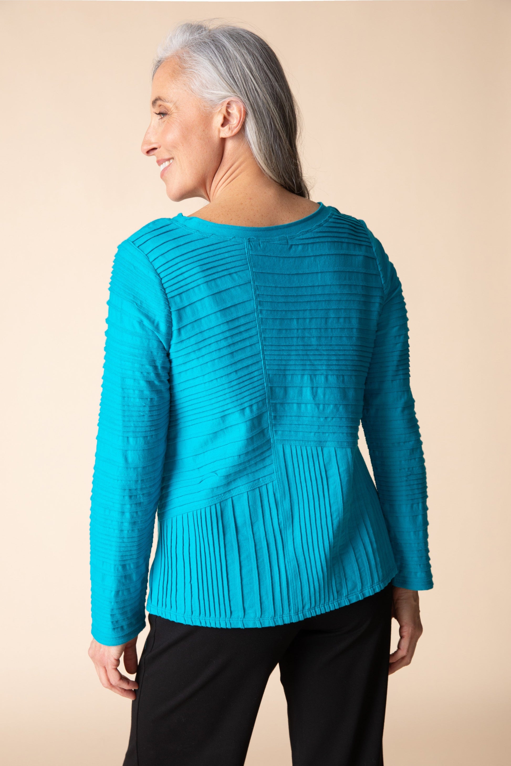 HABITAT Ripple Seamed Tee 3/4 Slv in Pacific