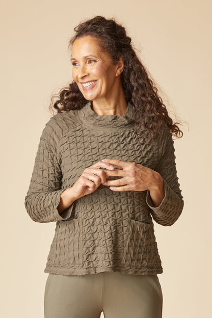 Raglan Pocket Top in Umber