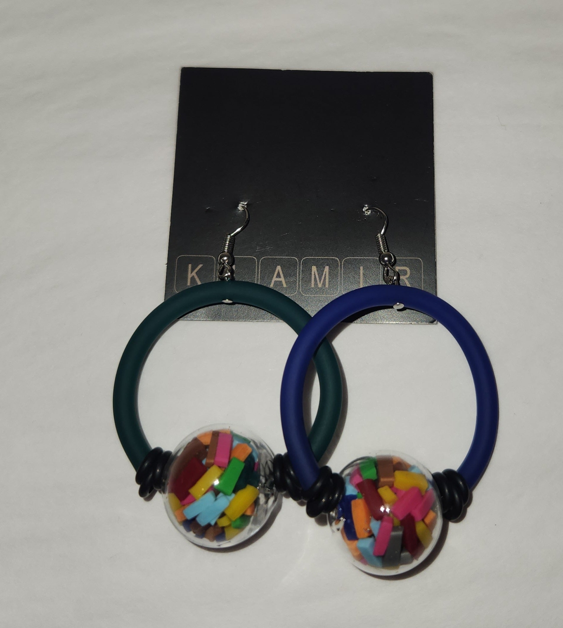 KLAMIR - RUBBER EARRING W/MURANO GLASS BEADS