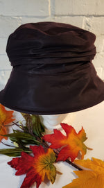 Load image into Gallery viewer, FAILSWORTH - BRITISH WAX HAT
