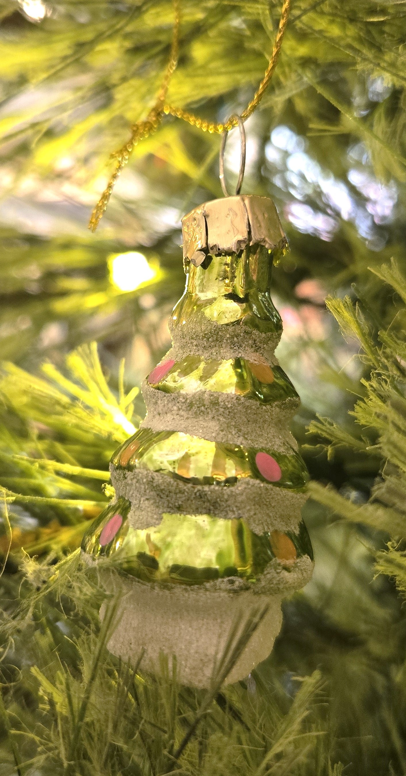 ADV - SMALL CHRISTMAS CHARACTERS