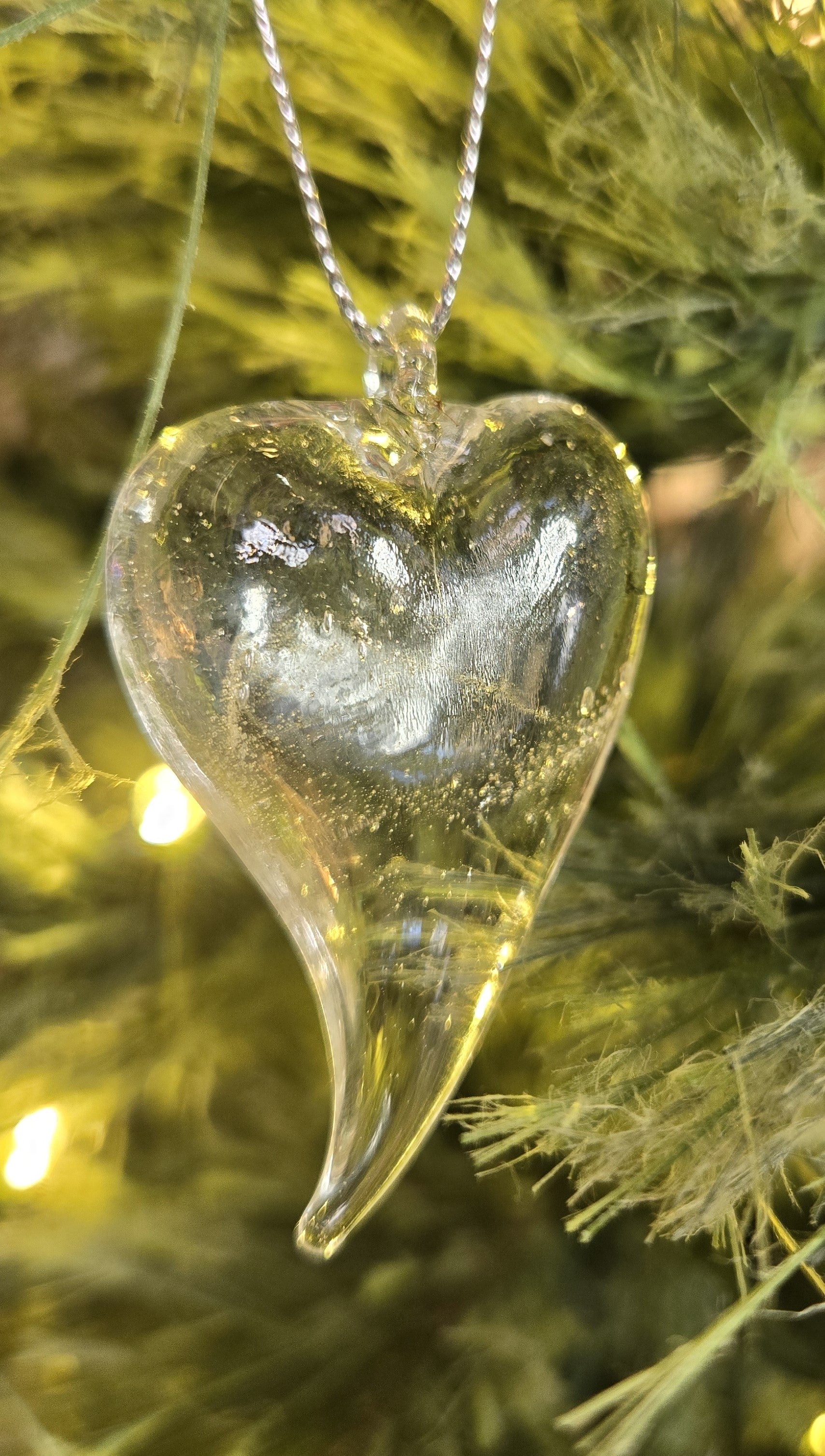 ADV - GLASS HEART ORNAMENT