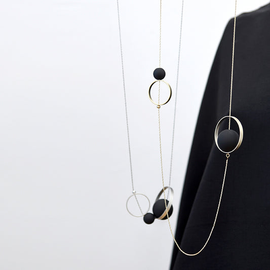 SPINDLES NECKLACE - GOLD BLACK