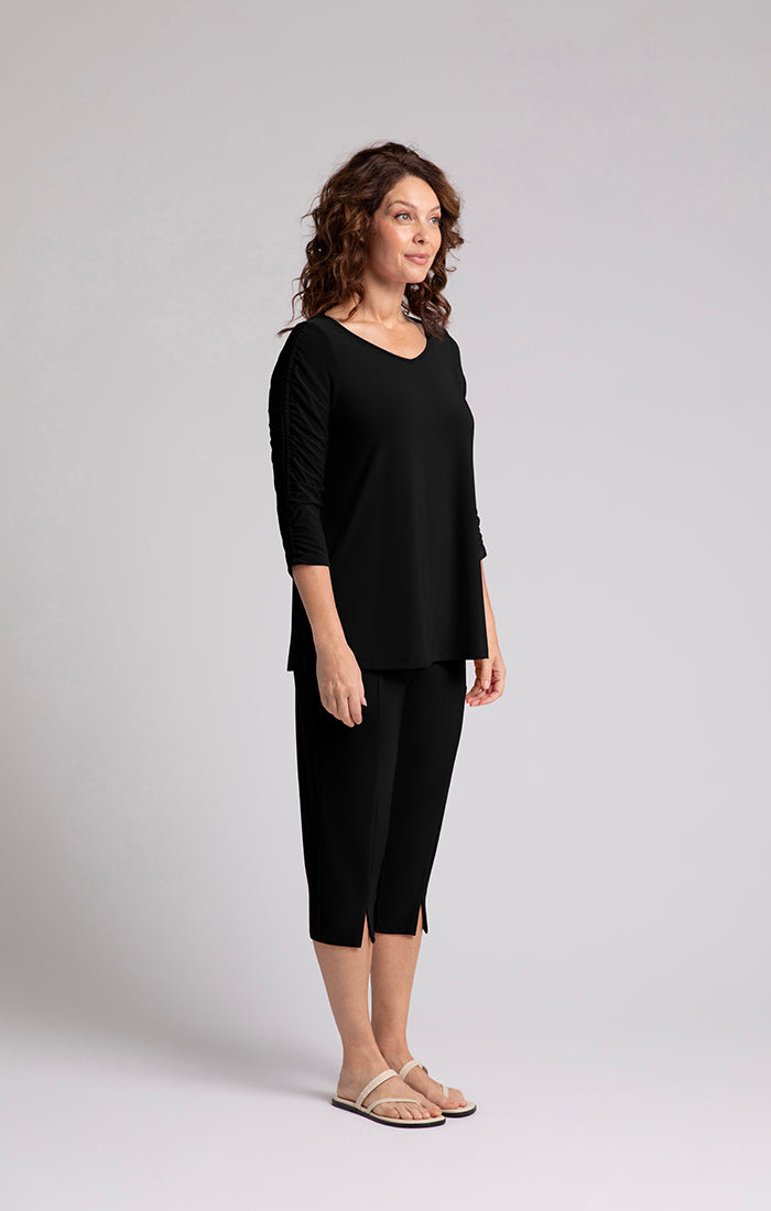 SYMPLI - REVELRY TOP W/RUCHED SLEEVE
