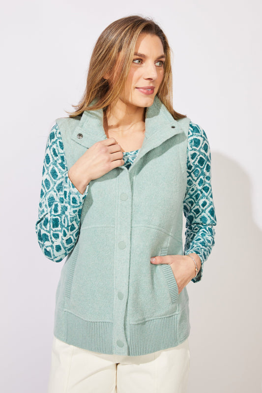 Escape by Habitat Fireside Snap Vest front