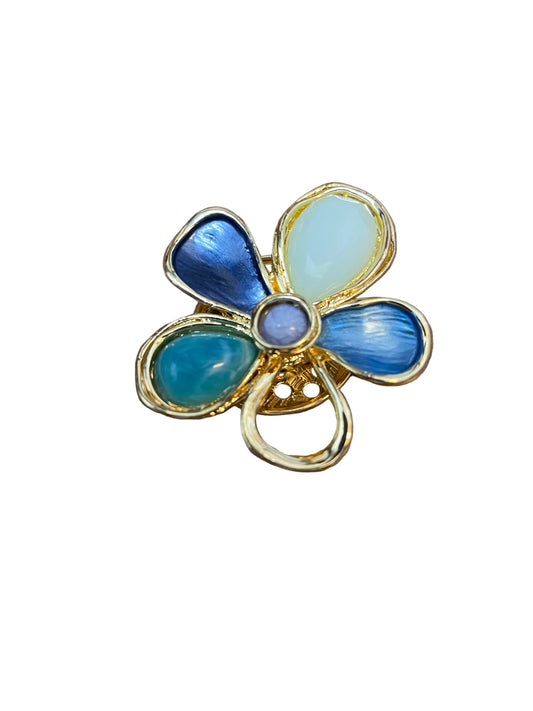 Magnetic scarf /glasses pin