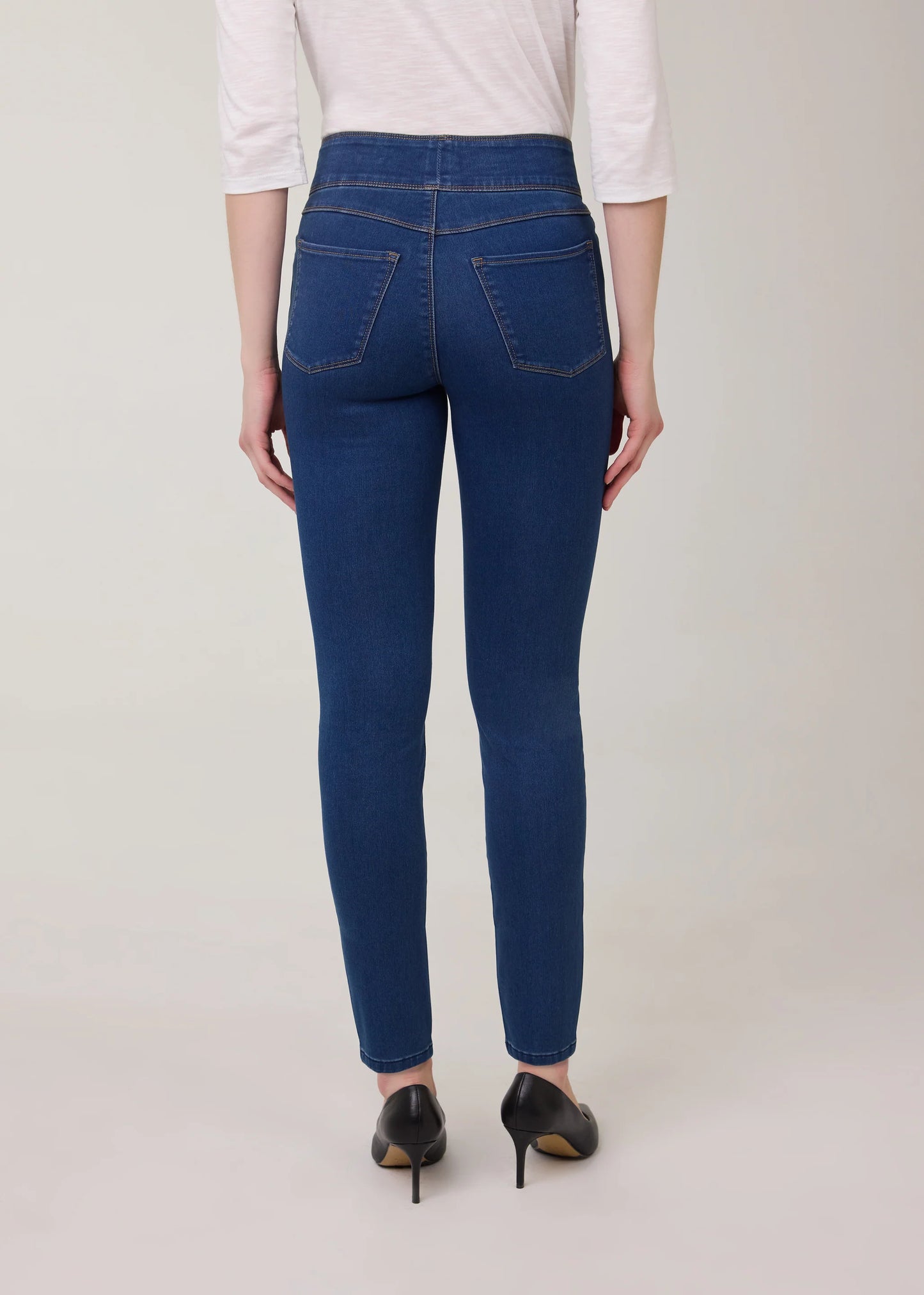 Pull-On Slim Ankle