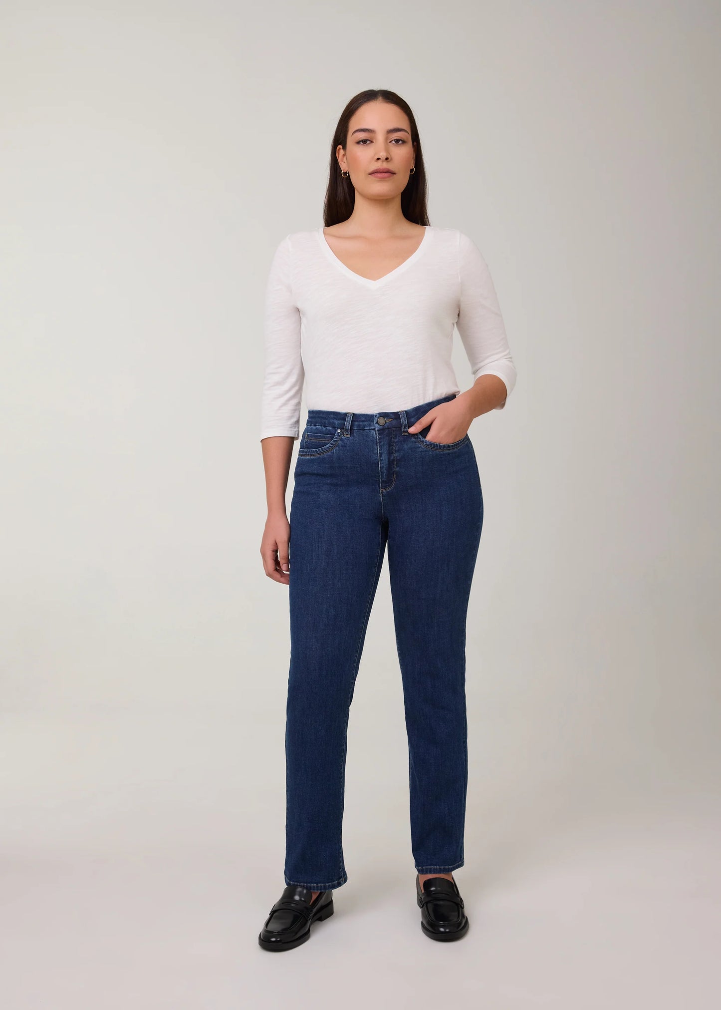 Petite Oliva Straight Leg