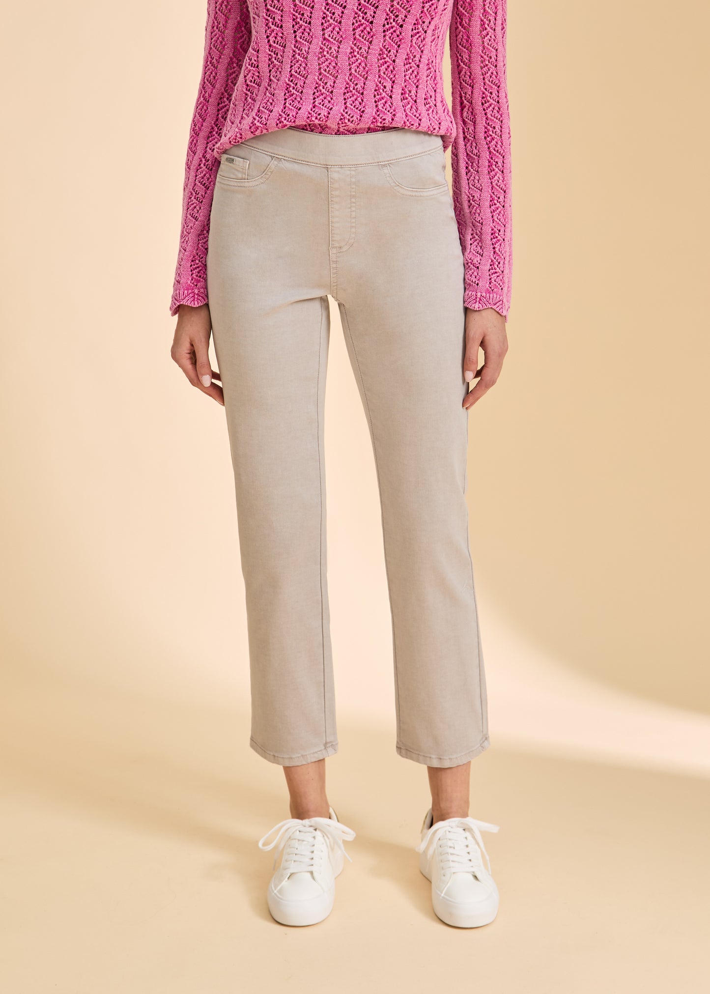 PULL ON STRAIGHT ANKLE