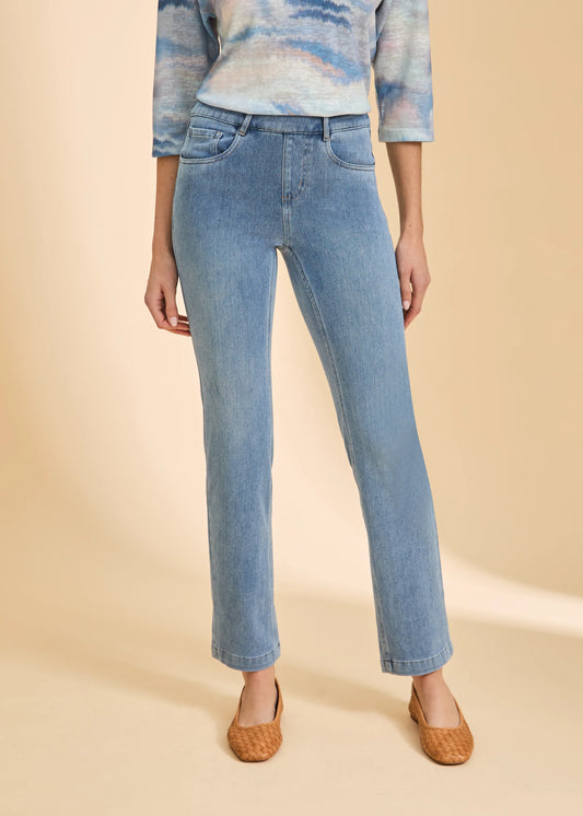 Pull-on Straight Leg