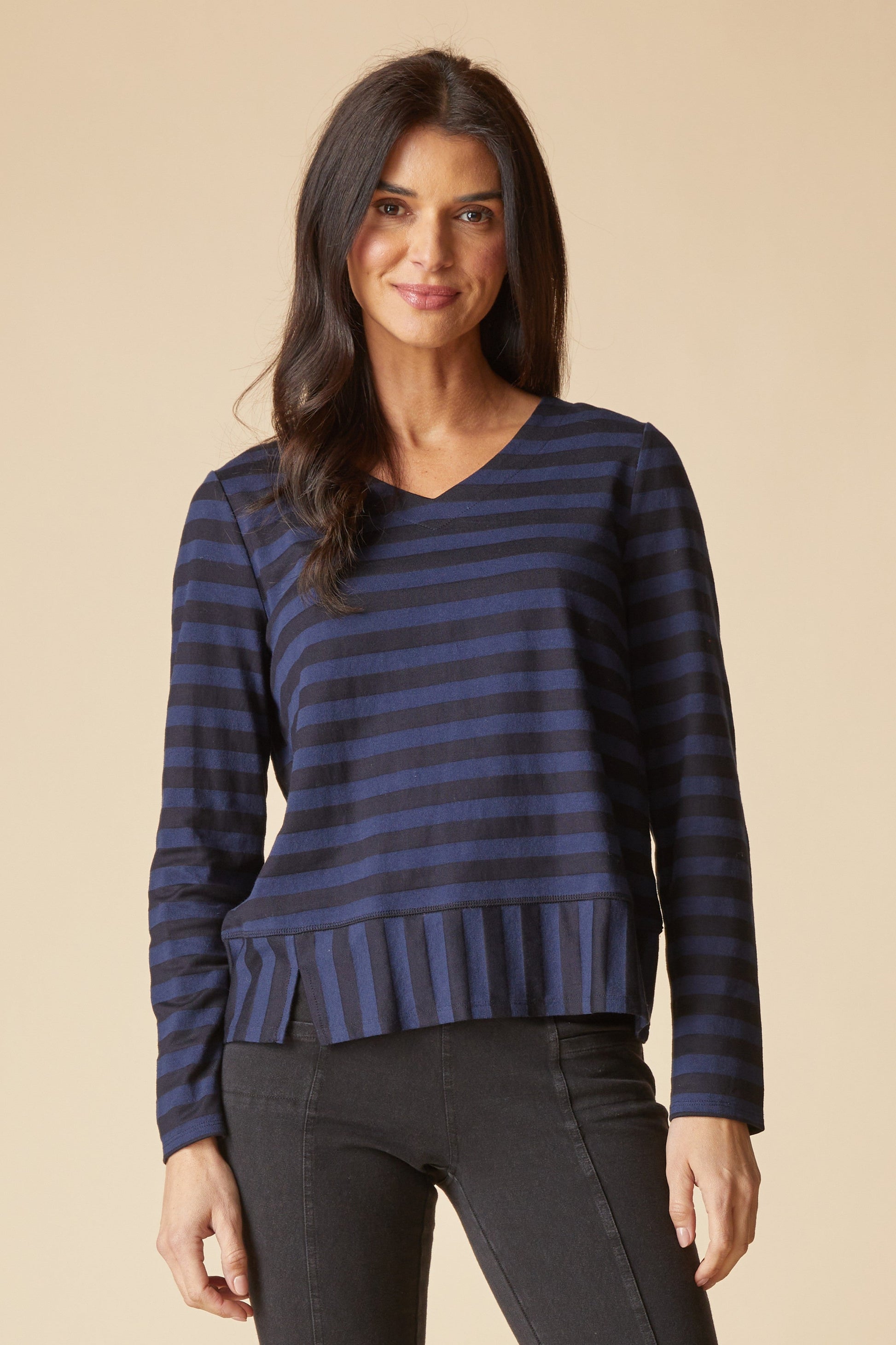 Seamed Tee in Navy