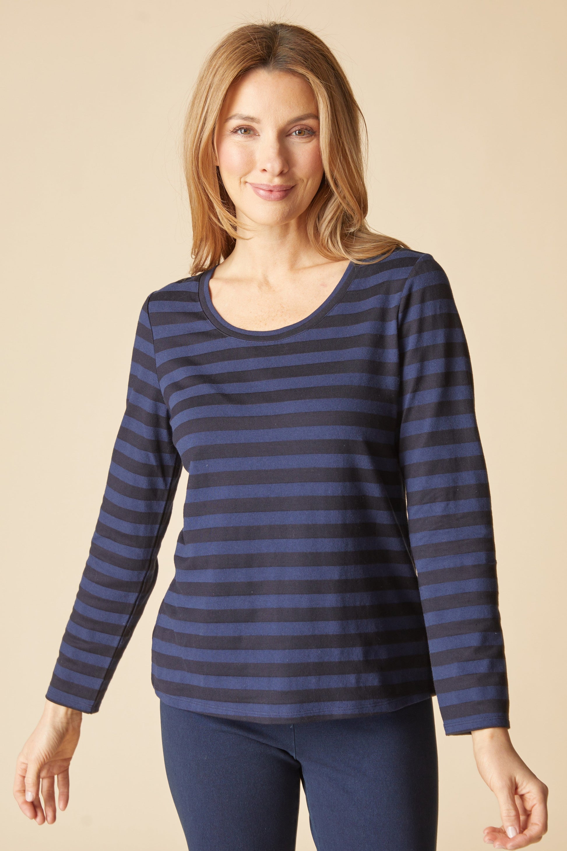 Long Sleeve Tee in Navy