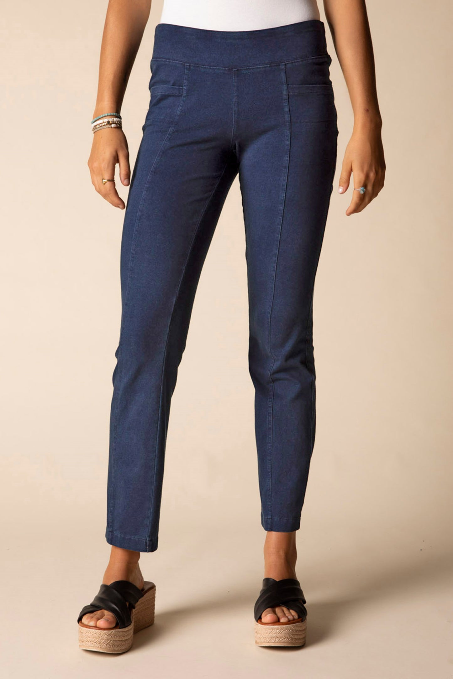 Seamed Pocket Pant