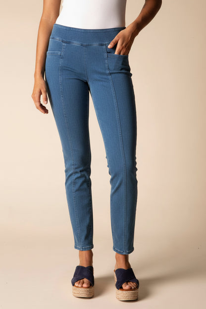Seamed Pocket Pant in Light Denim