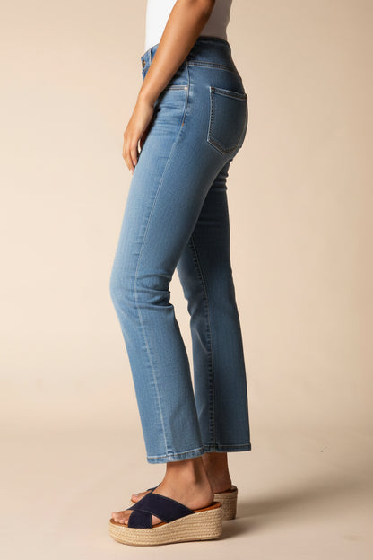 Seamed Pocket Pant in Light Denim