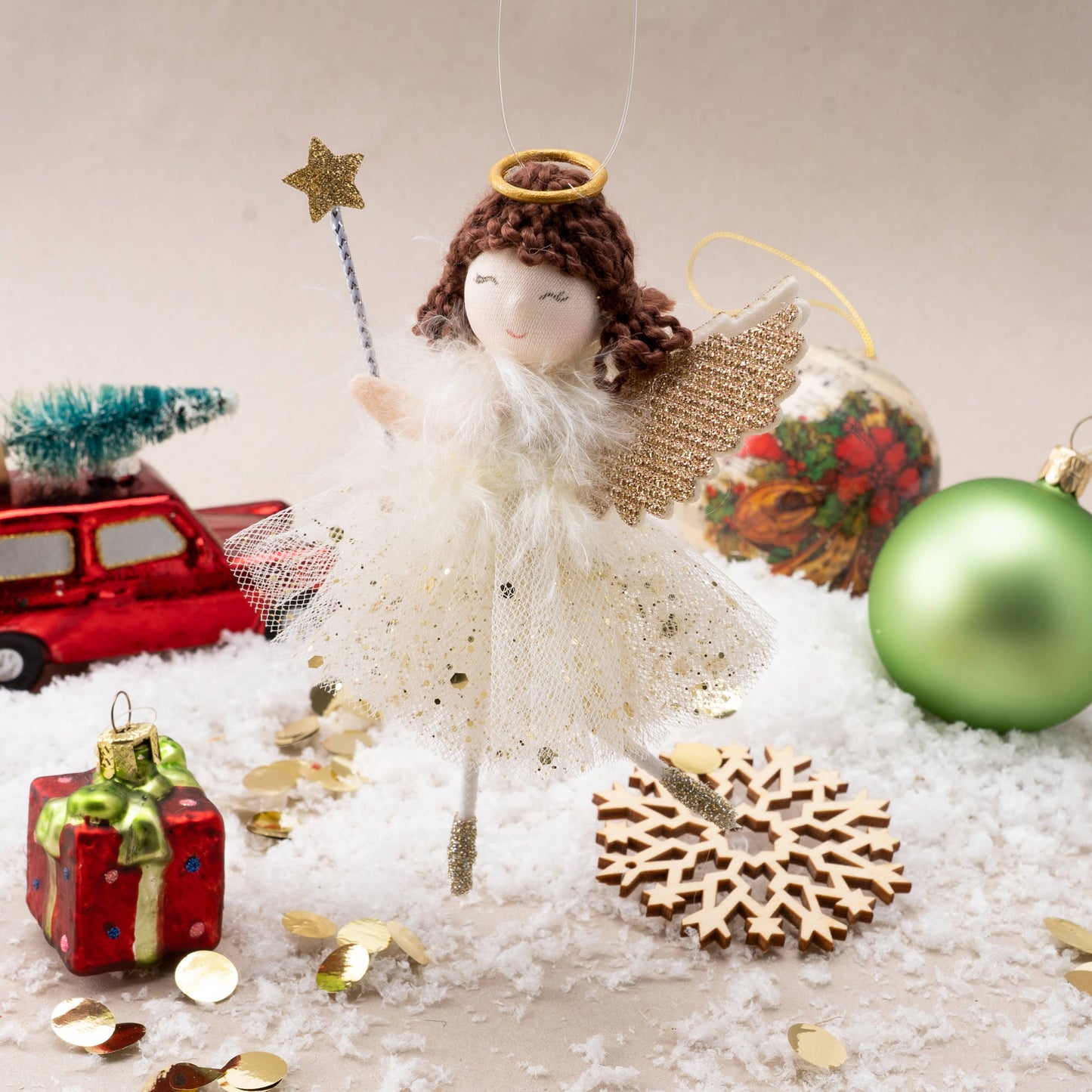 CGB Giftware - Gold Dark Haired Angel Hanging Decoration