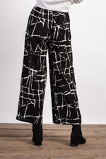 Load image into Gallery viewer, HABITAT - RELAXED ANKLE PANT
