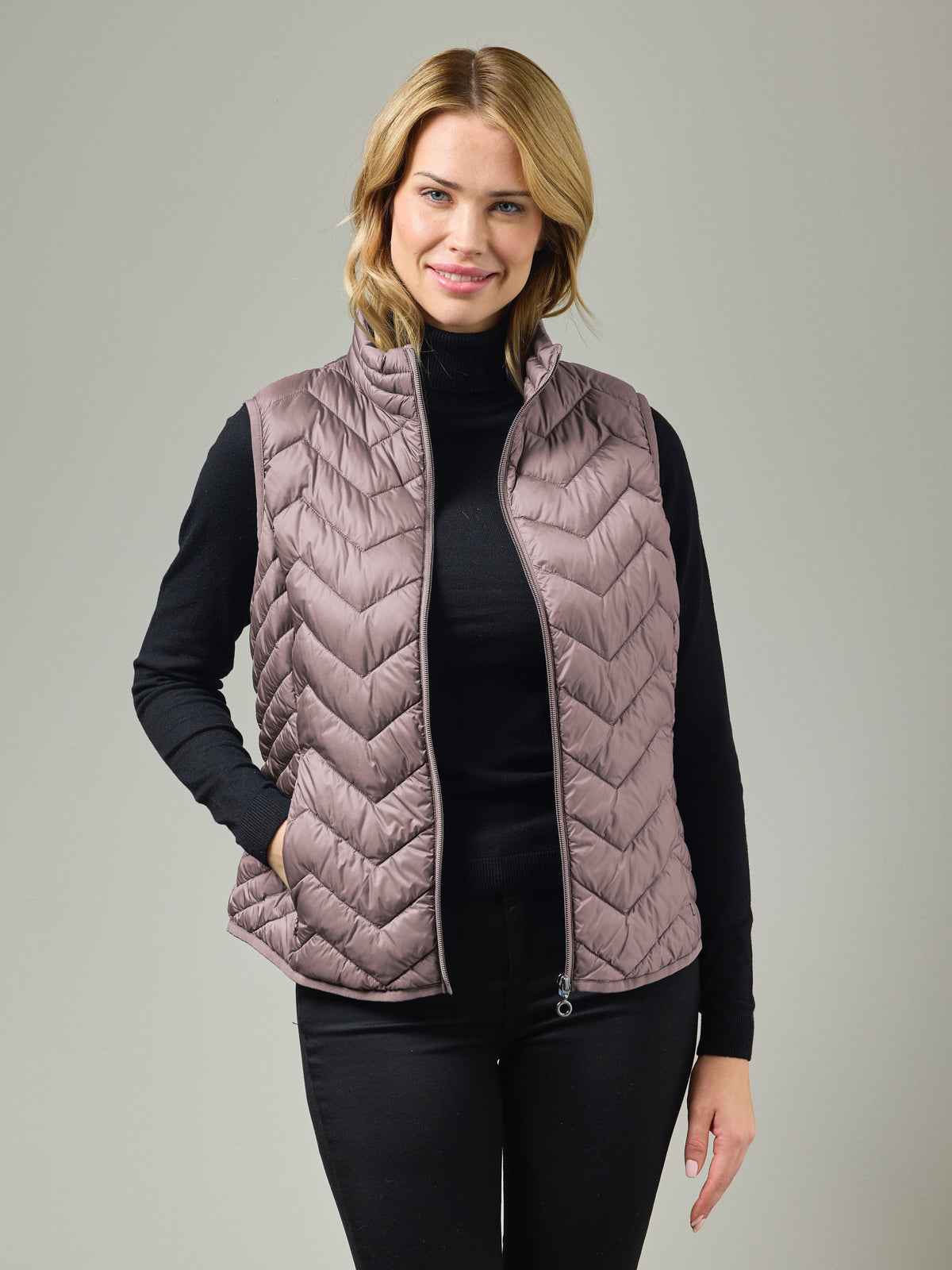 JUNGE Louise Light Down Filled Vest - Alternate View