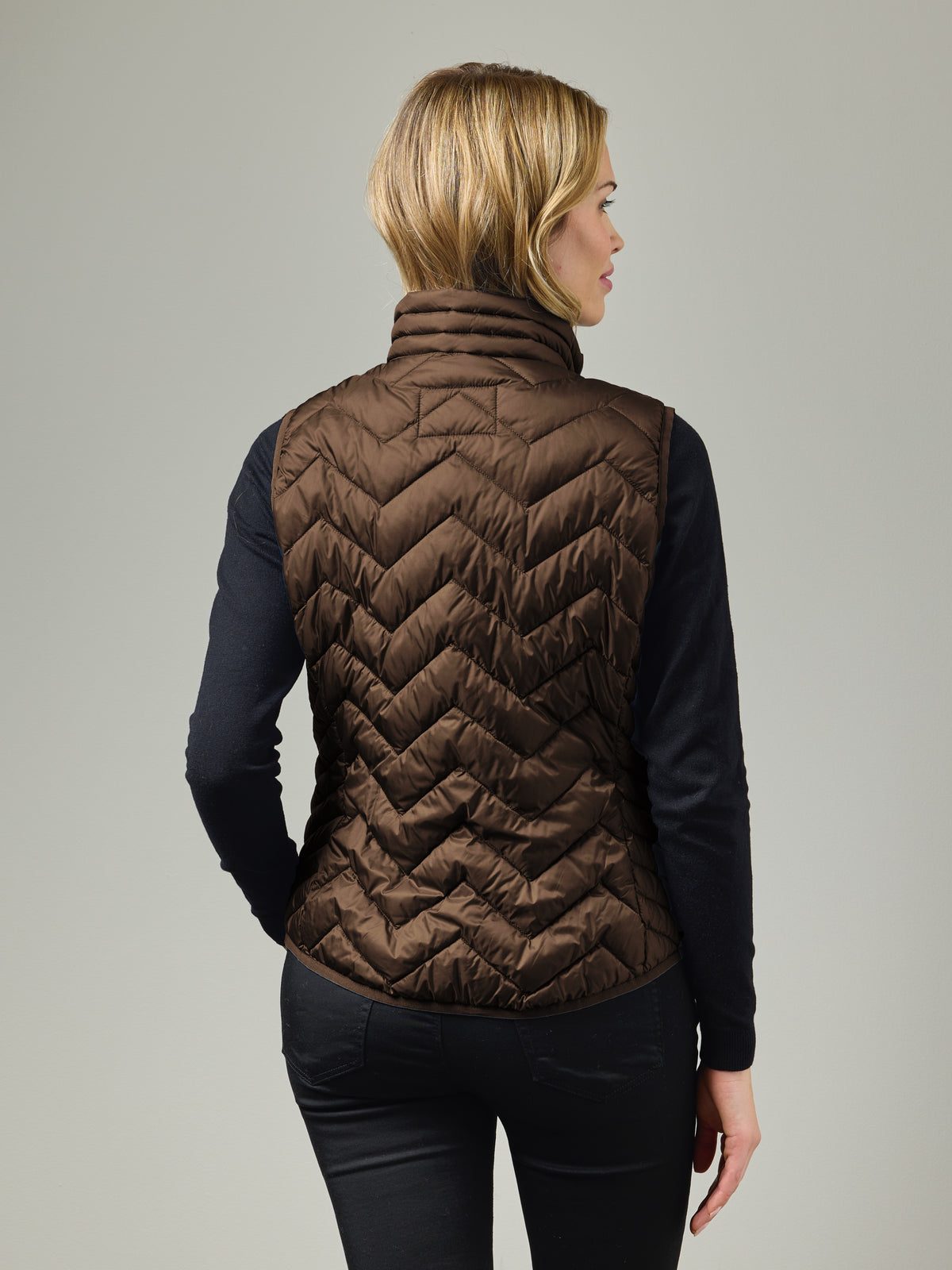 JUNGE Louise Light Down Filled Vest - Alternate View