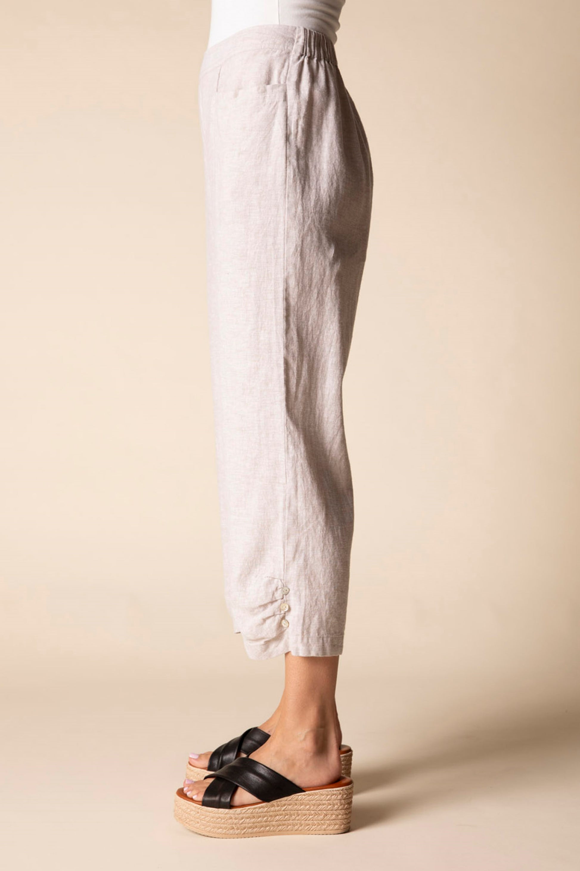 Pleat Button Capri - Suttles & Seawinds