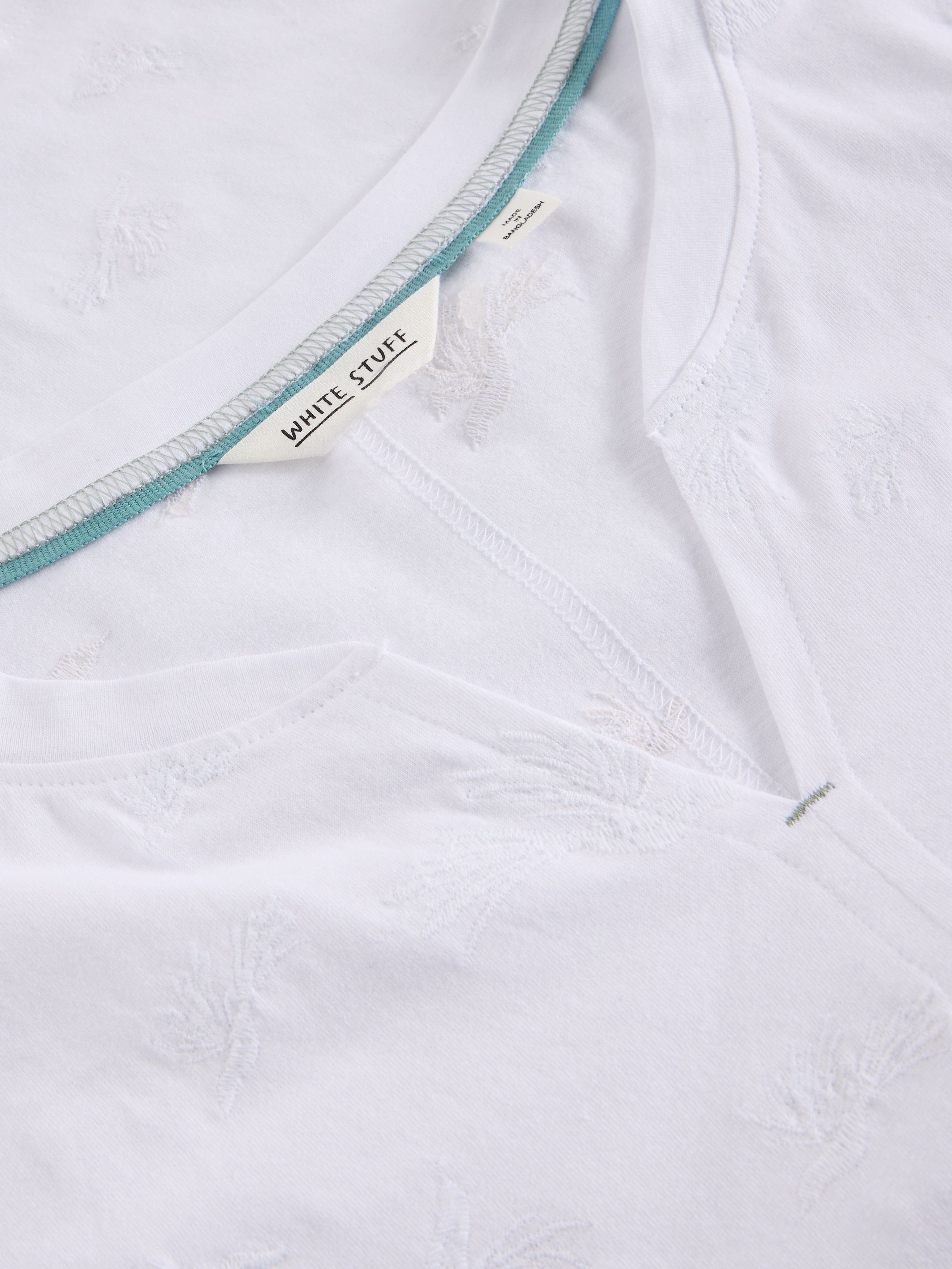 WHITE STUFF - NELLY NOTCH EMBROIDERED TEE