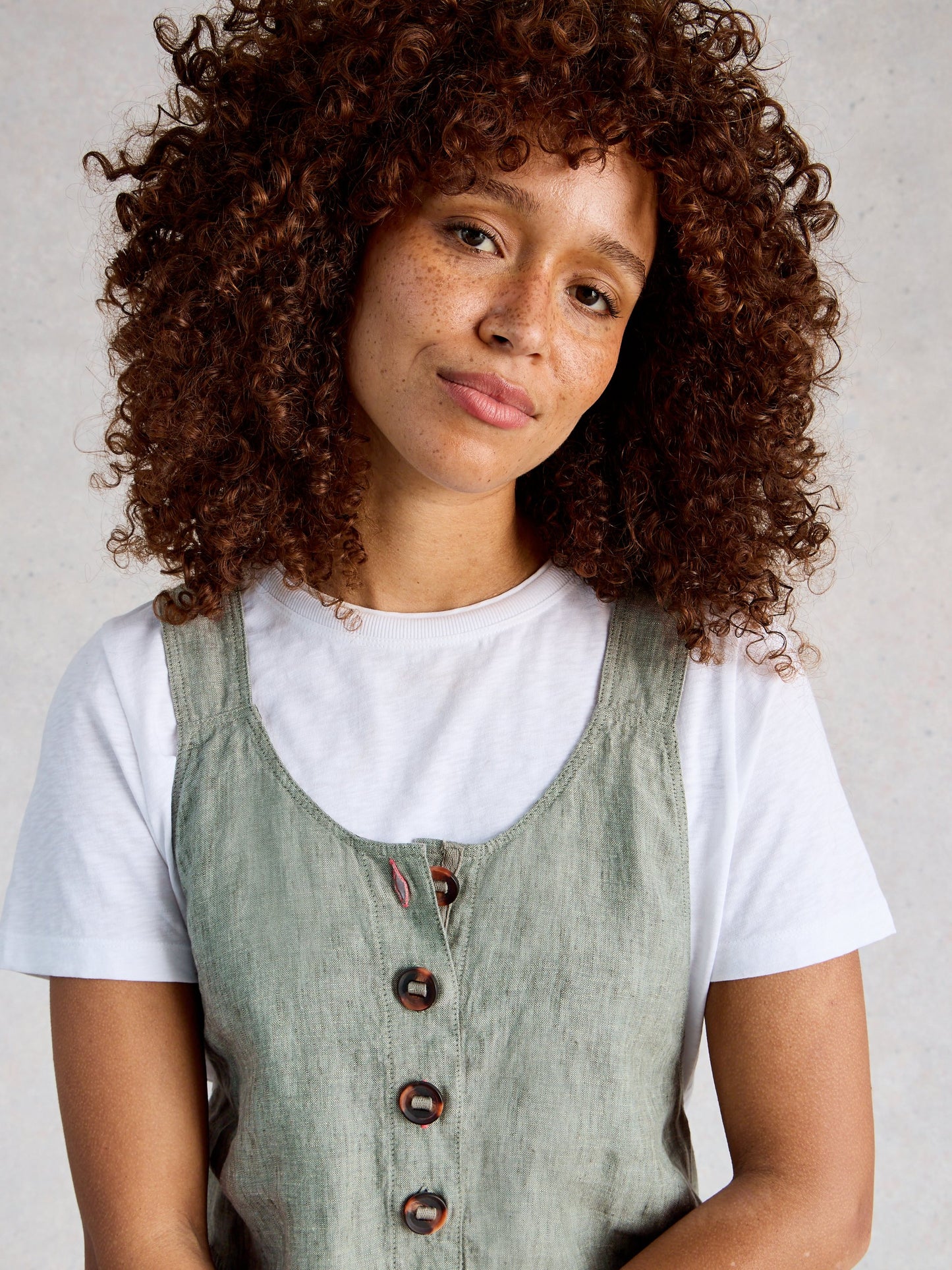Viola Linen Dungaree - Green - Suttles & Seawinds